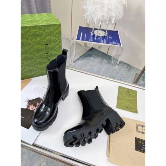 A popular brand boots in Japan 2023FW GUCCI Gucci A popular brand boots in Japan 2023FW GUCCI Gucci