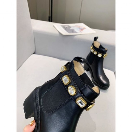 One new item for fall is the classic boots 2023FW GUCCI Gucci One new item for fall is the classic boots 2023FW GUCCI Gucci