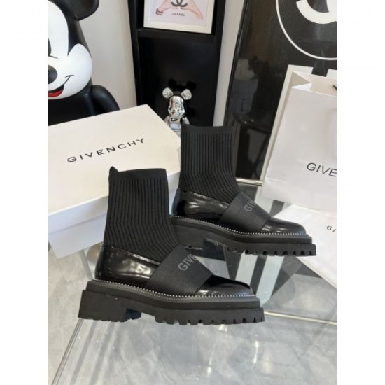 GIVENCHY New collection released this year! 2023FW boots GIVENCHY New collection released this year! 2023FW boots