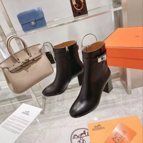 HERMES New winter 2023FW boots that transcend borders and eras HERMES New winter 2023FW boots that transcend borders and eras