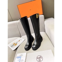 HERMES 2023FW boots that will be useful in this fall/winter coordination
