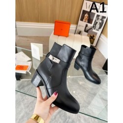 HERMES 2023FW boots that give the impression of a fashionable expert