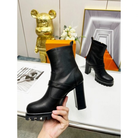 LOUIS VUITTON Louis Vuitton boots 2023AW Those who want a classic LOUIS VUITTON Louis Vuitton boots 2023AW Those who want a classic
