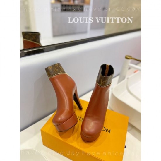 Boots that are interesting for autumn 2023FW LOUIS VUITTON Louis Vuitton Boots that are interesting for autumn 2023FW LOUIS VUITTON Louis Vuitton