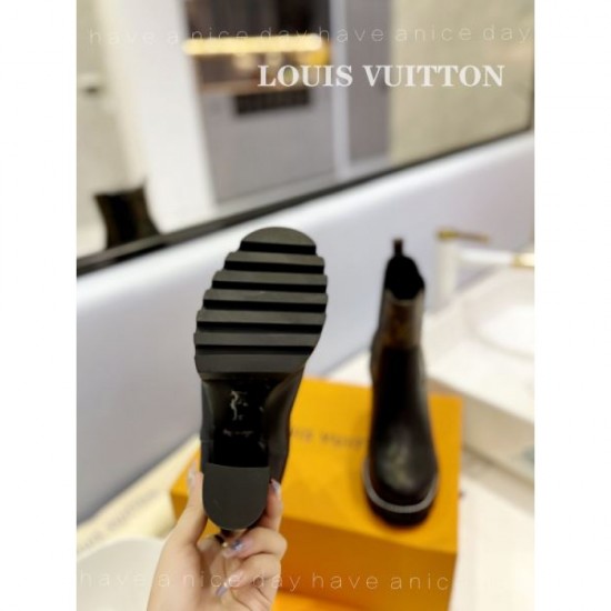 LOUIS VUITTON Mature atmosphere 2023FW boots LOUIS VUITTON Mature atmosphere 2023FW boots