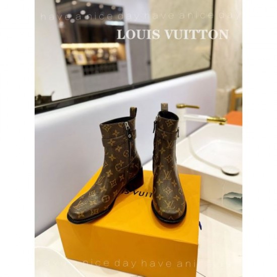LOUIS VUITTON New product ☆ Inevitably sold out 2023FW boots LOUIS VUITTON New product ☆ Inevitably sold out 2023FW boots