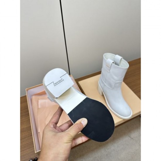 Latest fall/winter trend boots 2023FW MIU MIU Miu Miu Latest fall/winter trend boots 2023FW MIU MIU Miu Miu