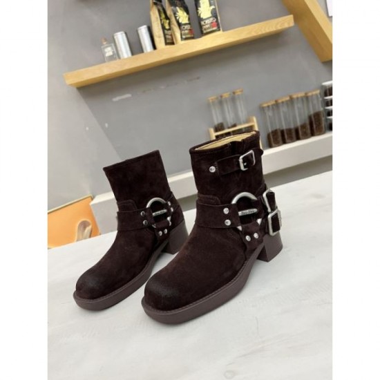 Very popular boots that can be worn with many different styles 2023FW MIU MIU Miu Miu Very popular boots that can be worn with many different styles 2023FW MIU MIU Miu Miu