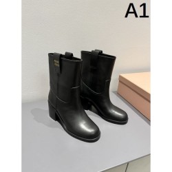 Boots with emphasis on loose fit and comfort 2023FW MIU MIU Miu Miu