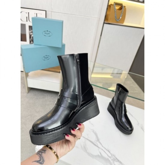The popularity continues still more Boots 2023FW PRADA Prada The popularity continues still more Boots 2023FW PRADA Prada