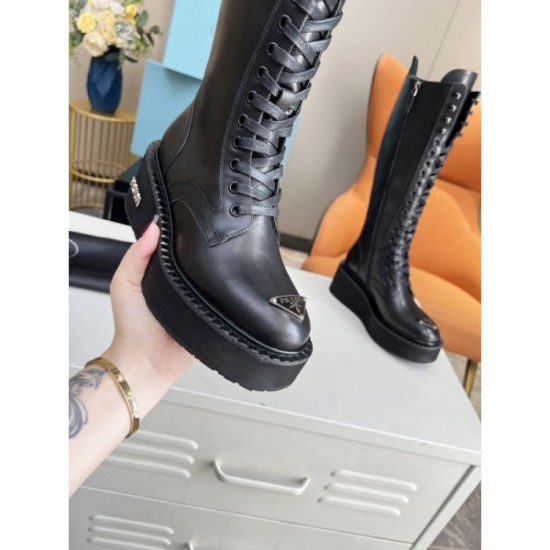 Casual items are also strong Boots 2023FW PRADA Prada Casual items are also strong Boots 2023FW PRADA Prada