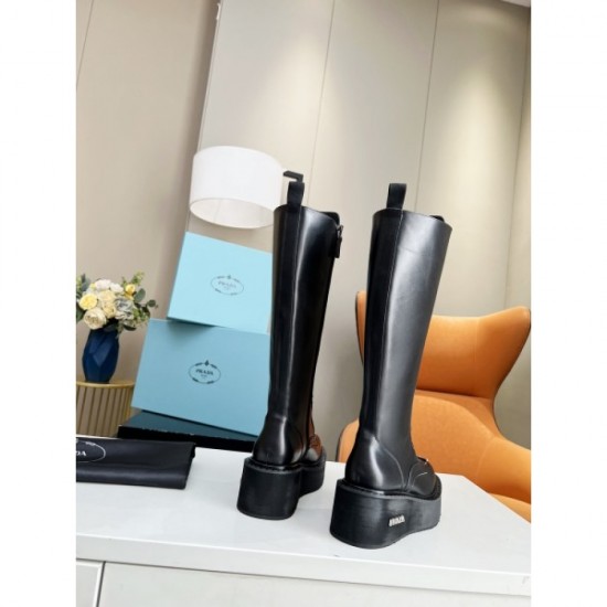 Casual items are also strong Boots 2023FW PRADA Prada Casual items are also strong Boots 2023FW PRADA Prada