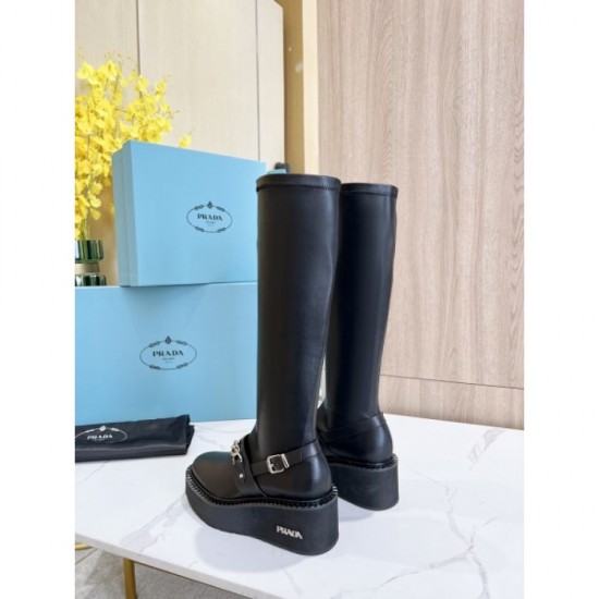 Boots that look youthful and energetic 2023FW PRADA Prada Boots that look youthful and energetic 2023FW PRADA Prada