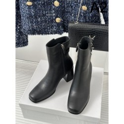 Boots that shine with sophisticated charm 2023FW PRADA 2 colors available