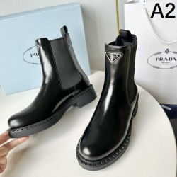 A must-see for those who missed out on this season! Boots 2023FW PRADA 2 colors available