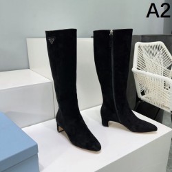 Boots that can be used regardless of the occasion 2023FW PRADA Prada Multiple colors available