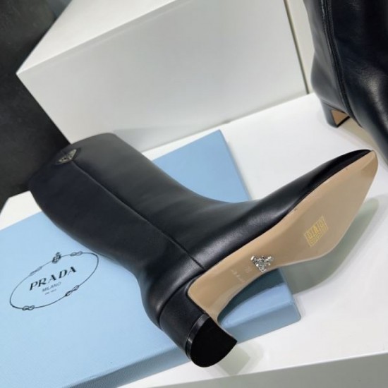 Boots that can be used regardless of the occasion 2023FW PRADA Prada Multiple colors available Boots that can be used regardless of the occasion 2023FW PRADA Prada Multiple colors available