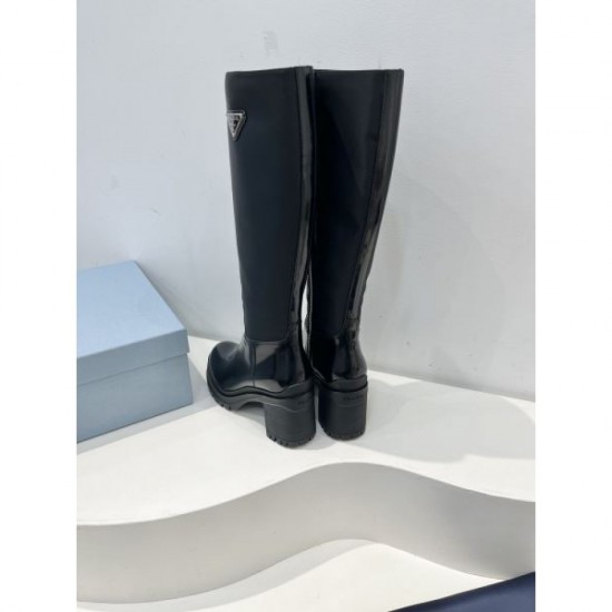 PRADA 2023FW boots that are very popular among young people overseas PRADA 2023FW boots that are very popular among young people overseas