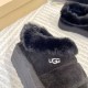 Autumn/Winter Trend Fashion Boots 2023FW UGG 2 colors available Autumn/Winter Trend Fashion Boots 2023FW UGG 2 colors available