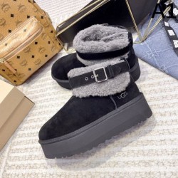 It continues to be very active in the fall and winter! Boots 2023FW UGG 2 colors available