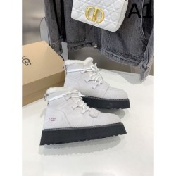 Boots seen in the fall/winter collection 2023FW UGG Multiple colors available
