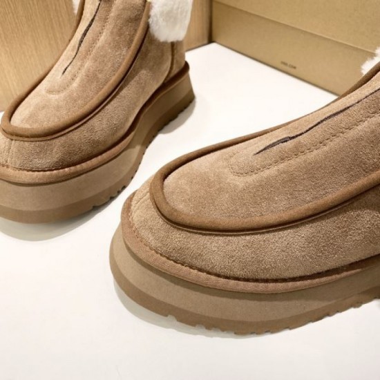 UGG UGG A cool piece that stands out from the crowd 2023FW boots UGG UGG A cool piece that stands out from the crowd 2023FW boots
