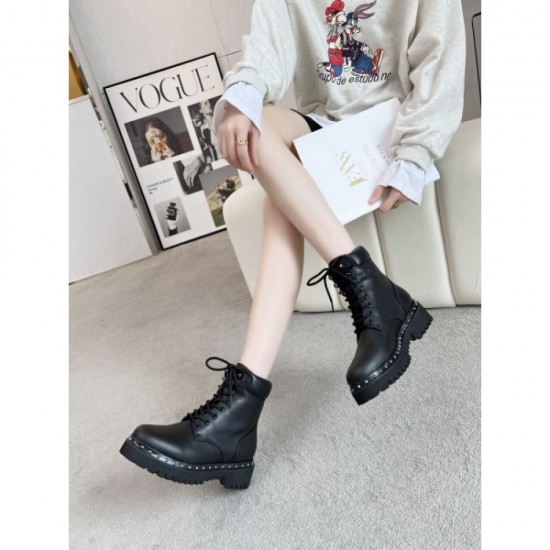 Trendy boots 2023FW VALENTINO Valentino Trendy boots 2023FW VALENTINO Valentino