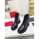 Simple design boots 2023FW VALENTINO Valentino Simple design boots 2023FW VALENTINO Valentino