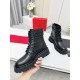 Simple design boots 2023FW VALENTINO Valentino Simple design boots 2023FW VALENTINO Valentino