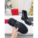 Simple design boots 2023FW VALENTINO Valentino Simple design boots 2023FW VALENTINO Valentino