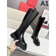 Boots with style-up effect 2023FW VALENTINO Valentino Boots with style-up effect 2023FW VALENTINO Valentino