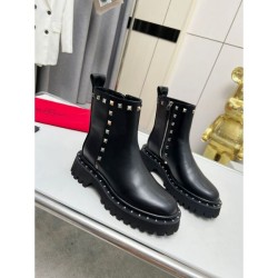 Boots for fashionable advanced users 2023FW VALENTINO Valentino