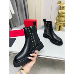 Boots for fashionable advanced users 2023FW VALENTINO Valentino