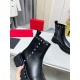 Boots for fashionable advanced users 2023FW VALENTINO Valentino Boots for fashionable advanced users 2023FW VALENTINO Valentino