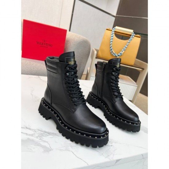 Mature design boots 2023FW VALENTINO Valentino Mature design boots 2023FW VALENTINO Valentino