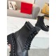 Mature design boots 2023FW VALENTINO Valentino Mature design boots 2023FW VALENTINO Valentino
