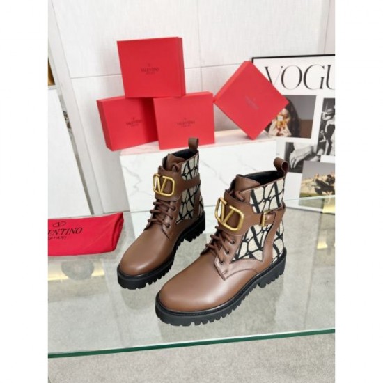 Boots recommended for a wide range of people 2023FW VALENTINO Valentino Boots recommended for a wide range of people 2023FW VALENTINO Valentino