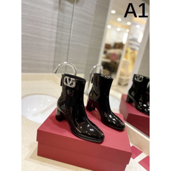 VALENTINO Winter limited eternal classic 2023FW boots VALENTINO Winter limited eternal classic 2023FW boots