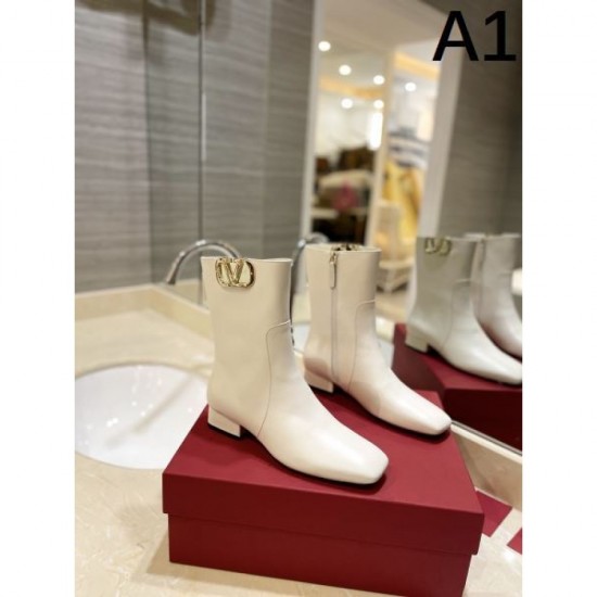 VALENTINO Valentino fashion sense increased! 2023FW boots VALENTINO Valentino fashion sense increased! 2023FW boots