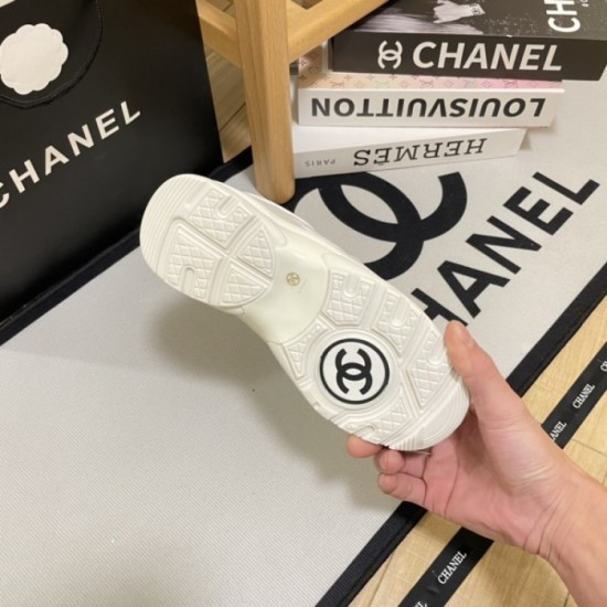 CHANEL Chanel sneakers 2023AW Now popular with celebrities CHANEL Chanel sneakers 2023AW Now popular with celebrities