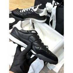 Immediately sold out items Sneakers 2023FW CHANEL 2 colors available