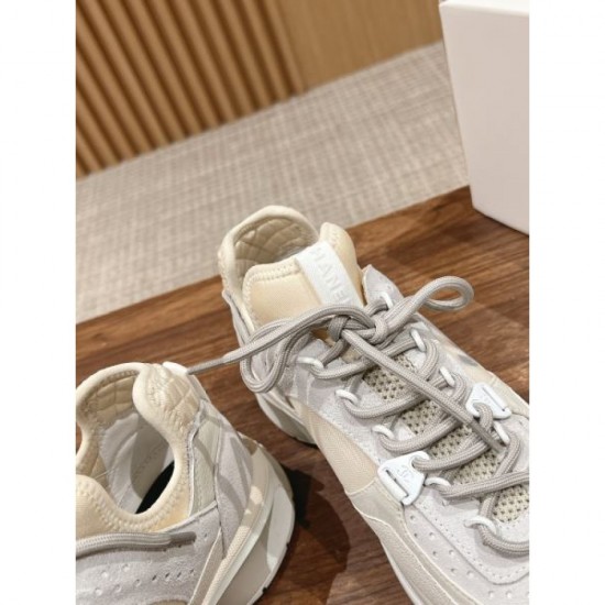 CHANEL CHANEL continues to attract attention 2023FW sneakers CHANEL CHANEL continues to attract attention 2023FW sneakers