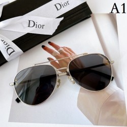 Glasses DIOR Dior perfect for going out in the 2023SS summer
