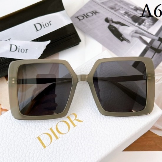 2023SS This season's inevitable summer new item Glasses DIOR Dior 2023SS This season's inevitable summer new item Glasses DIOR Dior