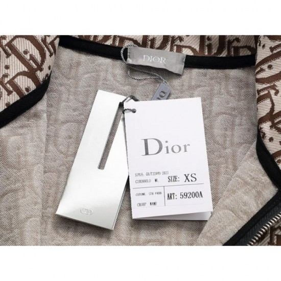 2024FW DIOR Dior An eye-catching style coat this summer 2024FW DIOR Dior An eye-catching style coat this summer