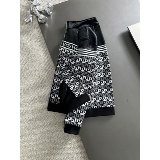 2024SS LOUIS VUITTON Top and bottom set loved by celebrities 2024SS LOUIS VUITTON Top and bottom set loved by celebrities