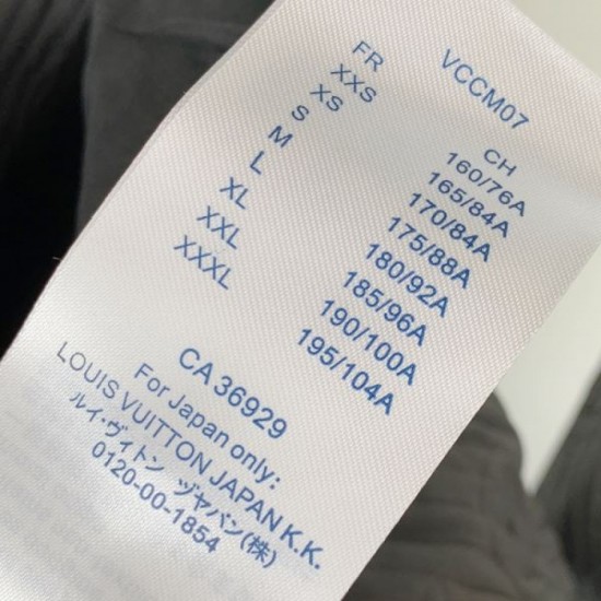 2024FW LOUIS VUITTON I want to buy more this year! coat 2024FW LOUIS VUITTON I want to buy more this year! coat