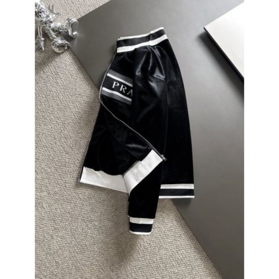 2024SS Rare! Limited to stores PRADA Top and bottom set 2024SS Rare! Limited to stores PRADA Top and bottom set