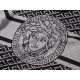 2024FW VERSACE Versace Must be sold out ☆ Hurry up Sweater 2024FW VERSACE Versace Must be sold out ☆ Hurry up Sweater
