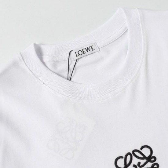 2024FW LOEWE This season's featured new long-sleeved T-shirt with color 2024FW LOEWE This season's featured new long-sleeved T-shirt with color